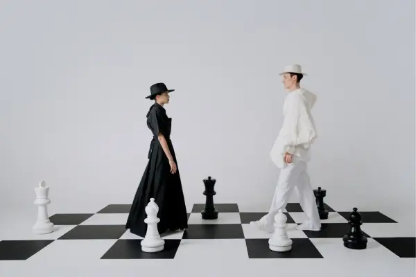 Minimalismo na Moda – Menos Peças, Mais Estilo e Impacto Positivo